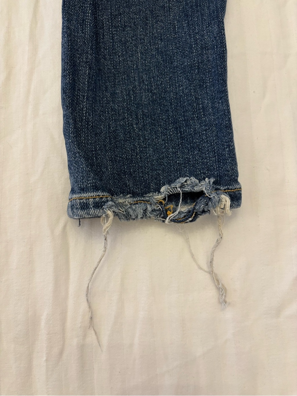 Agolde Size 25 Sophie Distressed High-Rise Skinny Jeans with stretch - Picture 4 of 6
